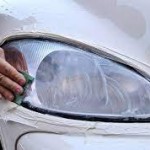 3 cách tẩy ố kính ô tô đơn giản & hiệu quả ngay tại nhà
